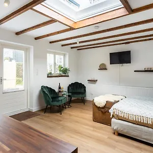  Bed & Breakfast 44 - Free Parking! Netherlands