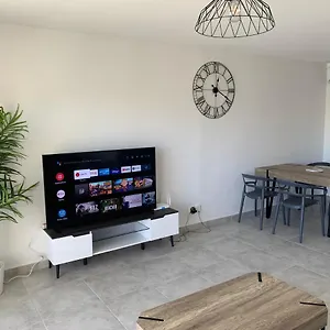  Appartement Maracuja 16, Au Centre D'orient Bay, à 100m
