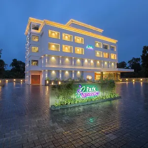 *** Hotel Park Residency Puthuppally India